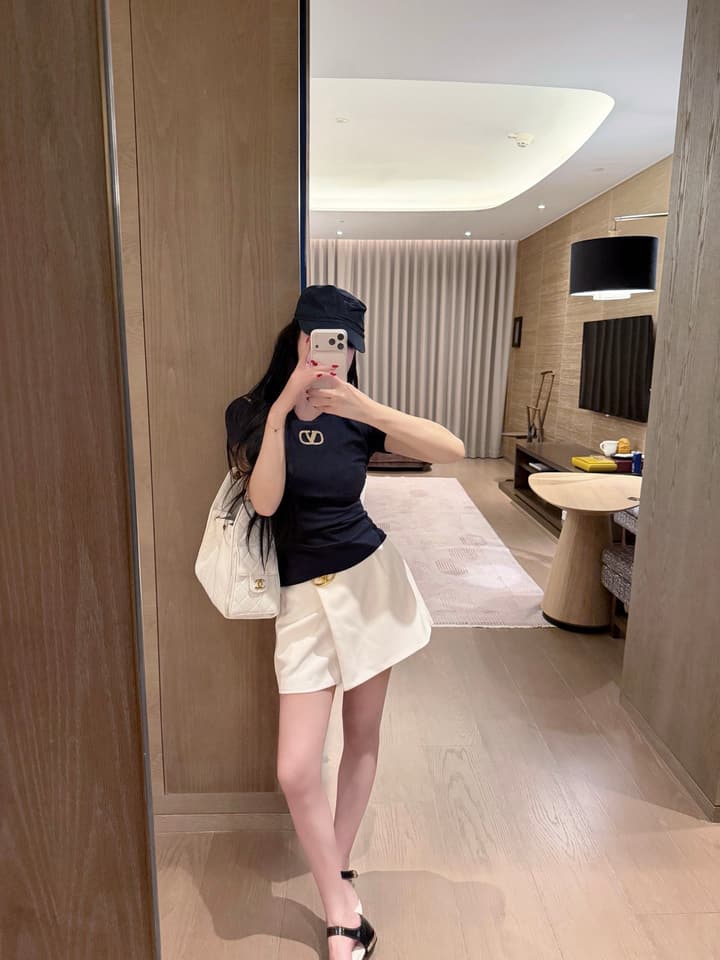 Valentino V-Logo Gold Thread Embroidery T-Shirt in Blue