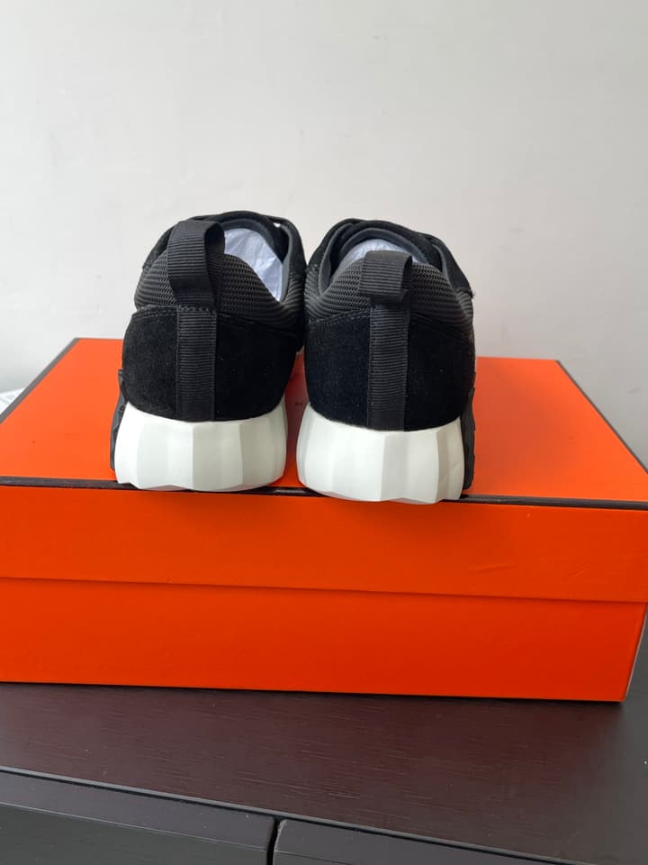 Hermès Classic Couple's Casual Sneakers in Black