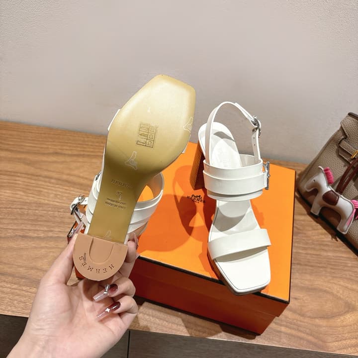 Hermes Color Block Flat Sandals – 2025 New Collection in Black