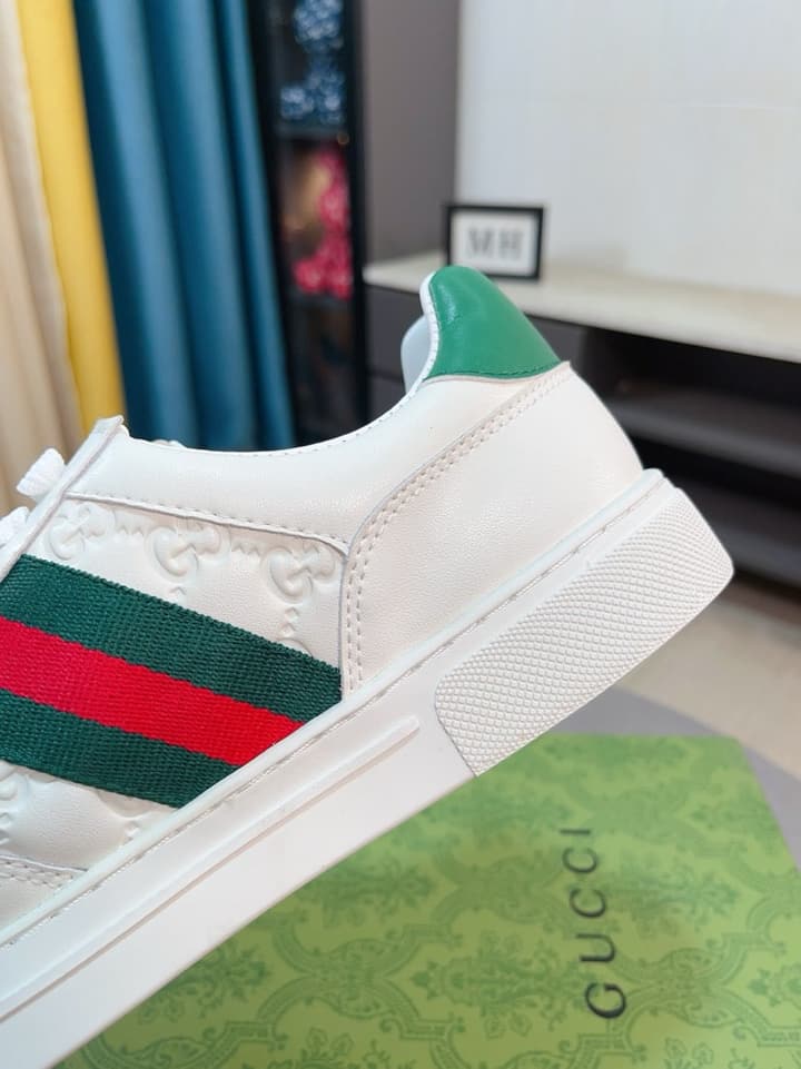 Gucci New Season Casual Fashion Sneakers in Black With Web Stripe