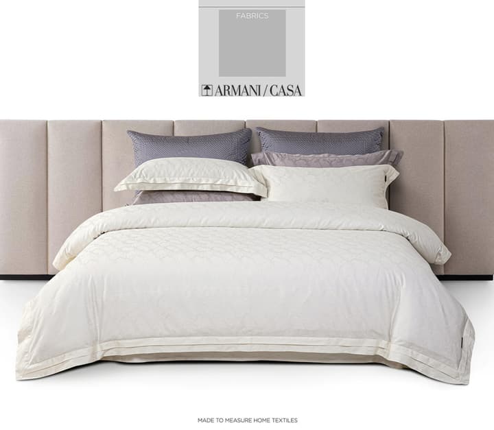 Armani Casa 3D Python Jacquard Four-Piece Bedding Set – SS25 in Python Pattern Off-white Bedding Set