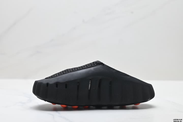 Nike Mind 001 Recovery Slide in Black And Orange