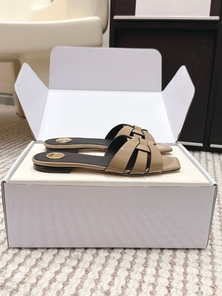 Saint Laurent Melody Square Toe Flat Sandals – 2026SS in Burgundy Patent