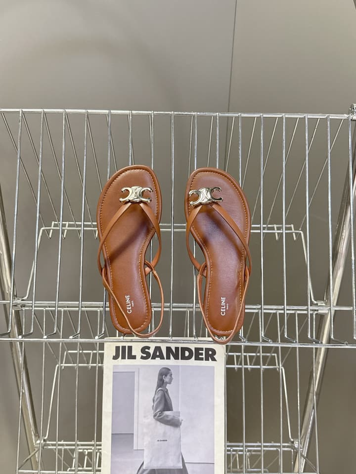 Celine Triomphe Metal Buckle Thong Sandals – Spring/Summer Collection – 2026SS in Black