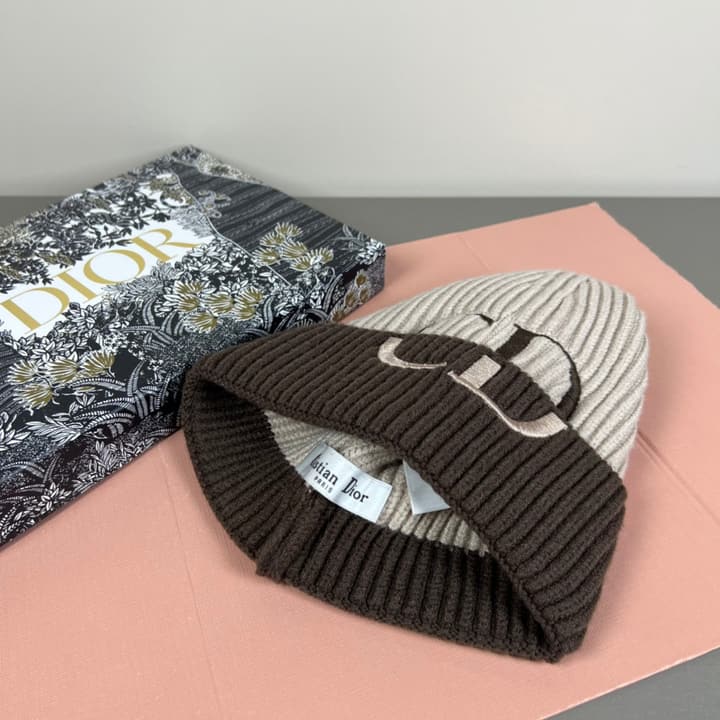 Dior Wool Cashmere Double Layer Beanie in Cream And Dark Brown