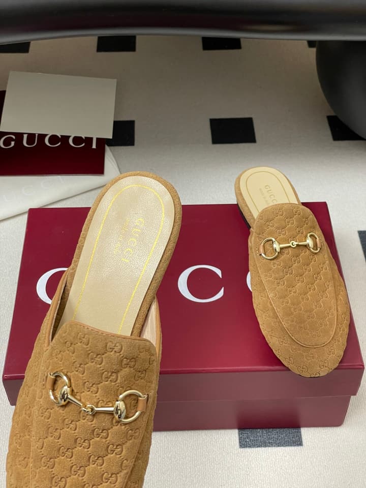 Gucci Princetown Double G Suede Mules – 2025 Fall Collection in Black Suede With Silver Hardware