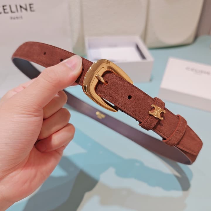 Celine 2.5cm Reversible Cowhide Belt in Classic Black
