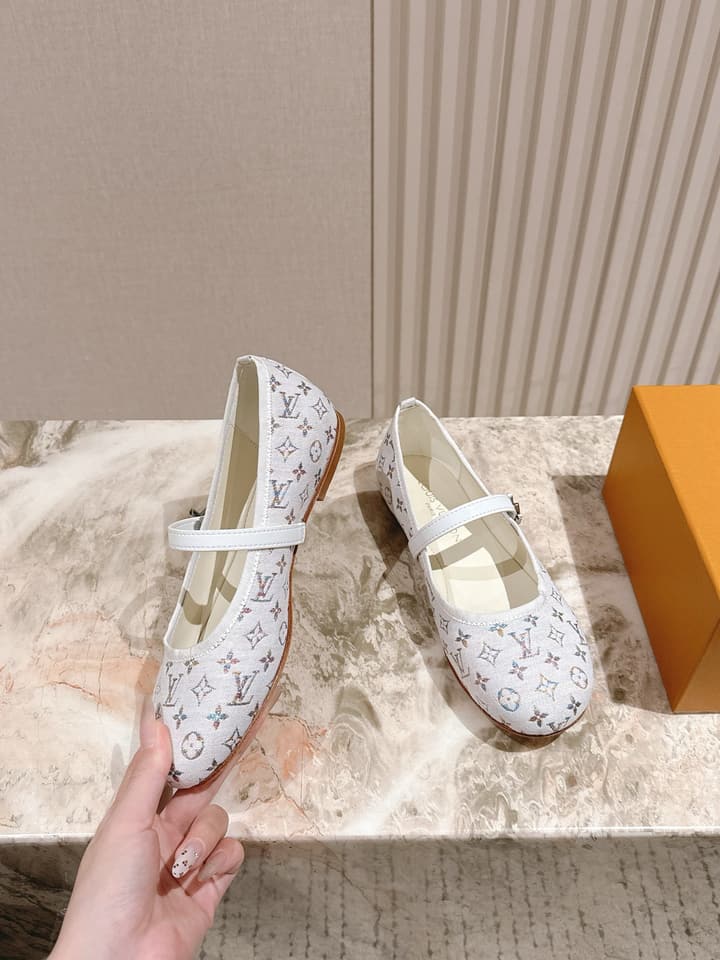 Louis Vuitton Ballet Flats – 2025SS in Black