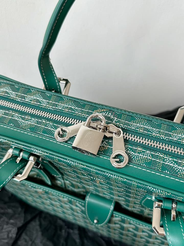Goyard Green Goyardine Canvas Briefcase in Green Goyardine Canvas