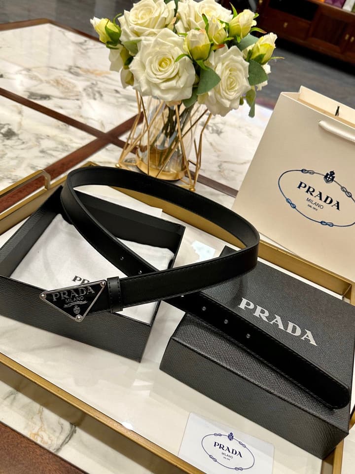 Prada Classic Fashion Belt – 3.0cm in Saffiano Black Leather With Silver Buckle