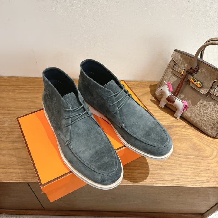 Hermès Classic Couple's Sandals – SS25 New Arrival in Black Suede