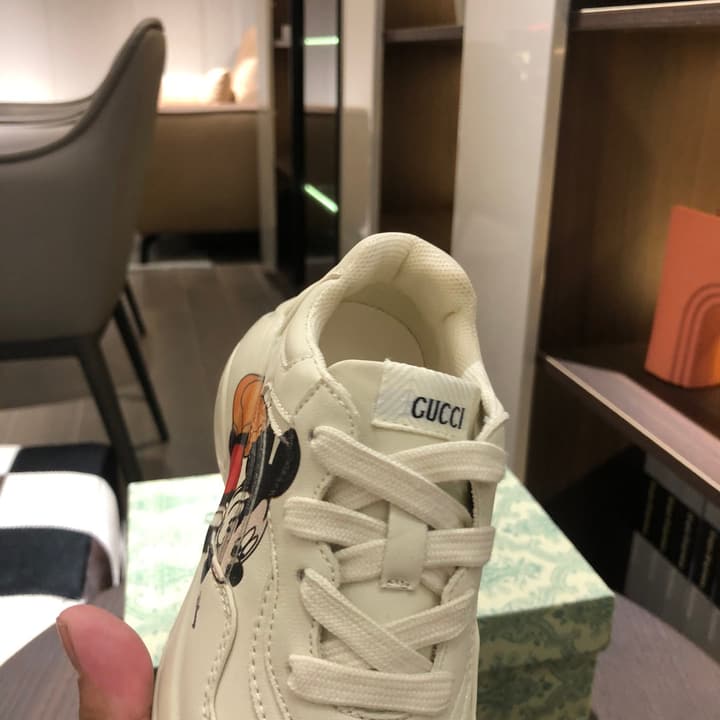 Gucci Children's Dad Sneakers – Kids Collection in Cream With Cartoon Graphic