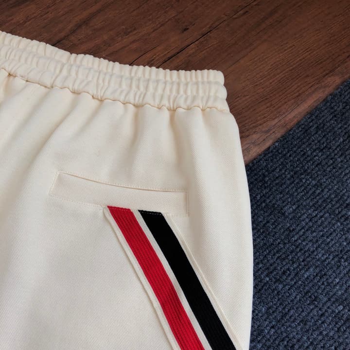 Moncler Embroidered Logo Casual Shorts – 2026SS in Apricot Cargo Shorts