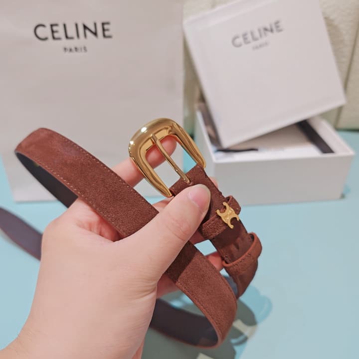 Celine 2.5cm Reversible Cowhide Belt in Classic Black