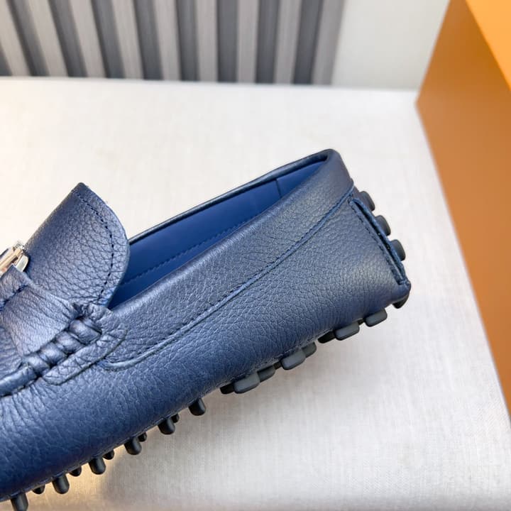 Louis Vuitton Pebbled Leather Driving Shoes in Black Smooth Leather