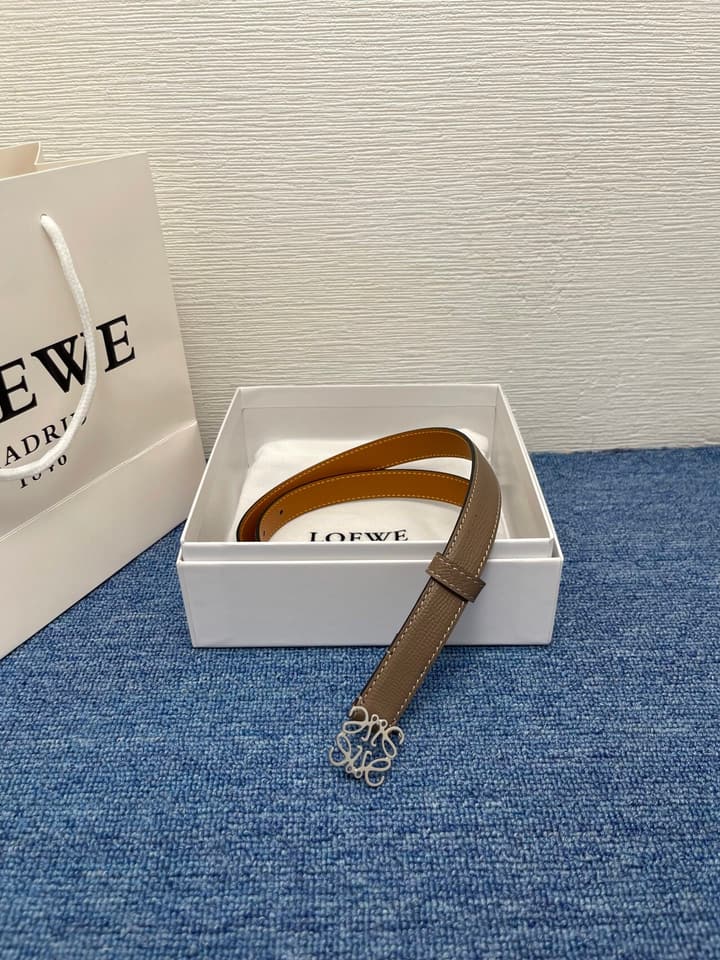 Loewe Calfskin Leather Belt in Black With Gold Buckle