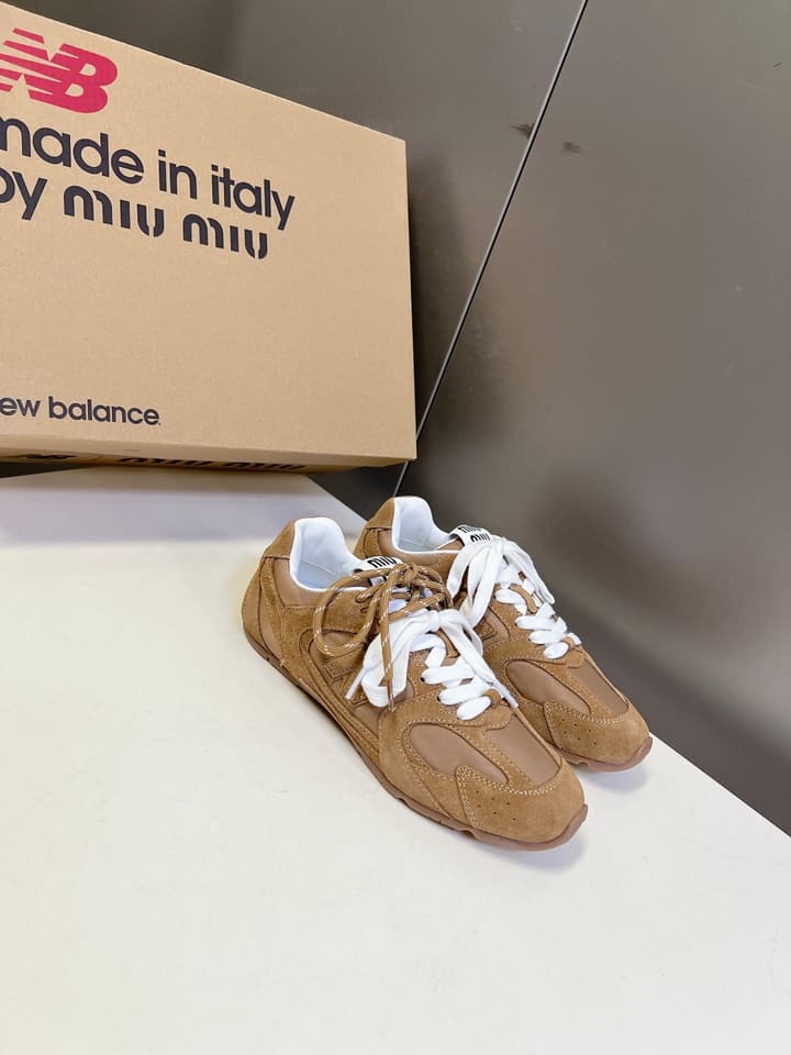 Miu Miu x New Balance 530 SL Sneakers