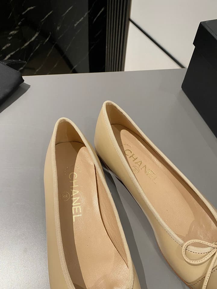Chanel Classic Ballet Flats in Shiny Black