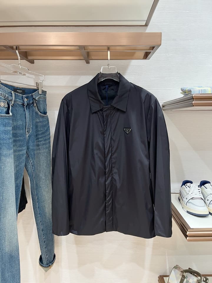Prada Men's Re-Nylon Business Collar Jacket – 2025 Early Spring in Classic Black Nylon Jacket