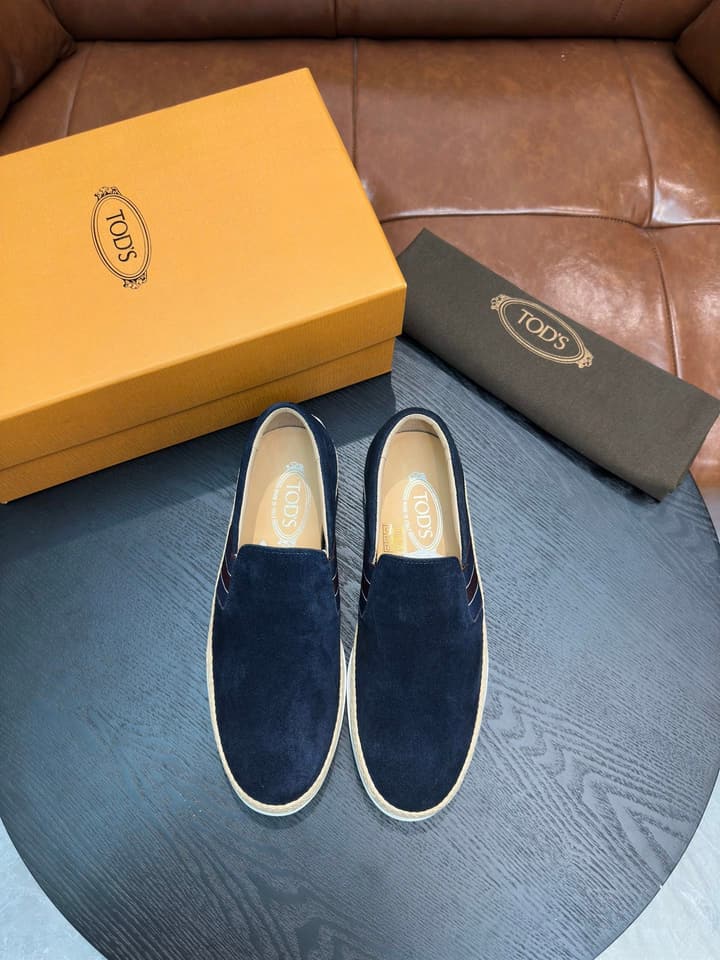 Tod's Suede Calfskin Loafers in Light Grey Suede