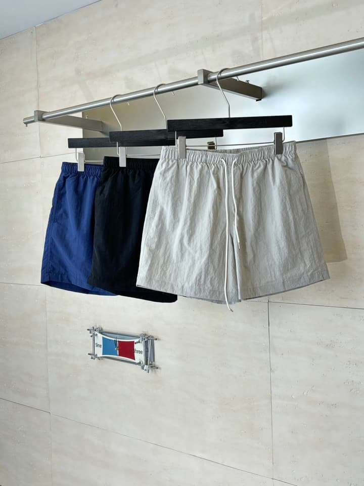Hermès H Monogram Water-Sensitive Swim Trunks – Spring/Summer Collection in Black