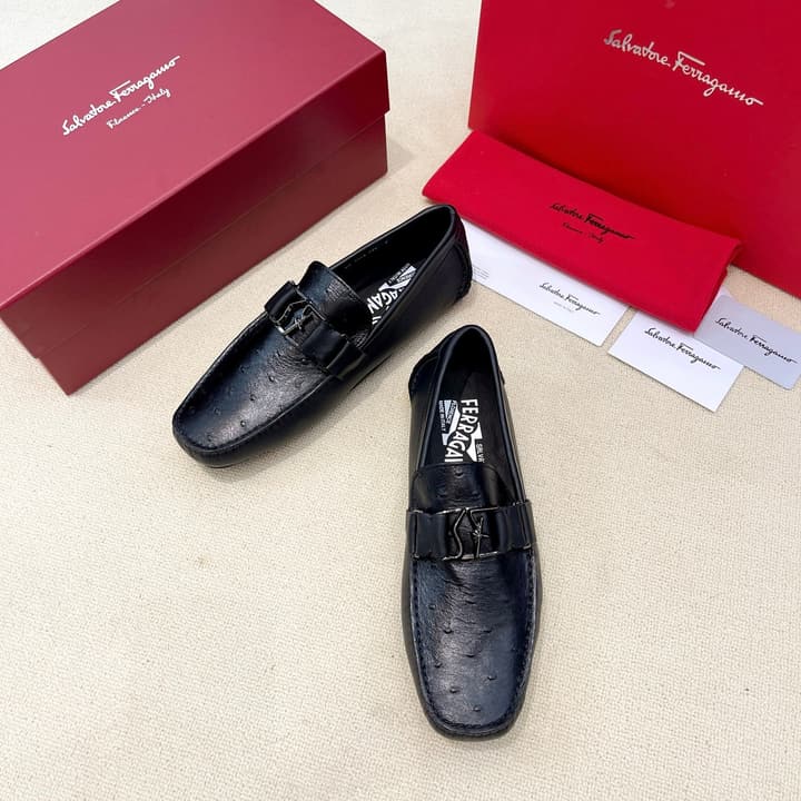 Ferragamo Men's Driving Loafers in Dark Navy Classic Loafer