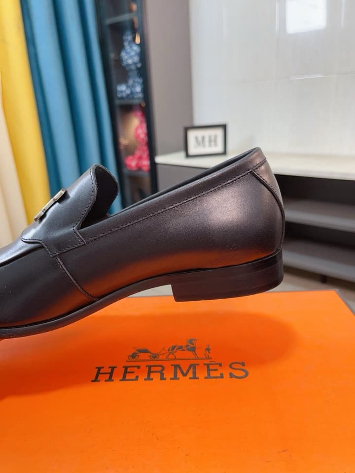 Hermès Business Leather Loafers