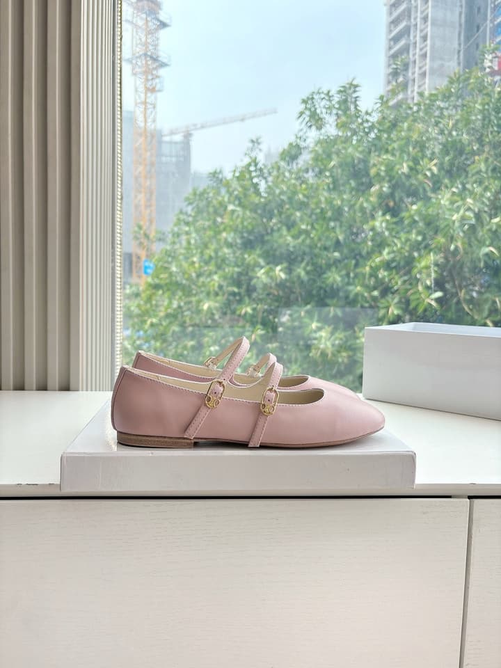 Celine Runner Platform Sneakers – 2025 Spring/Summer Collection in Assorted Display
