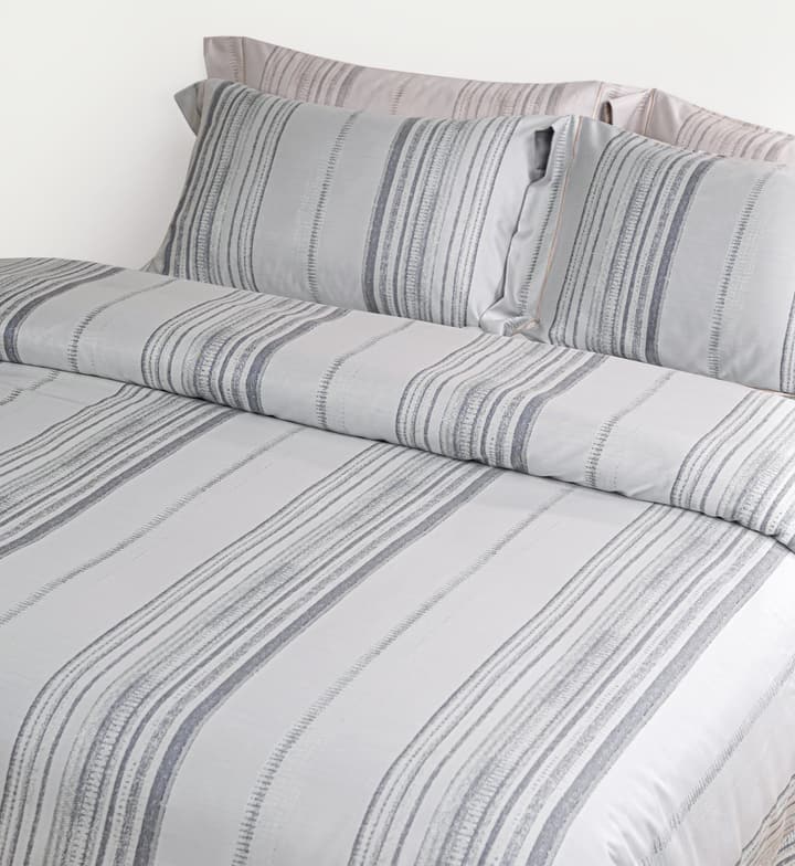 Hotel Grand Pima Cotton & Silk Jacquard Four-Piece Bedding Set in Cool Gray Jacquard