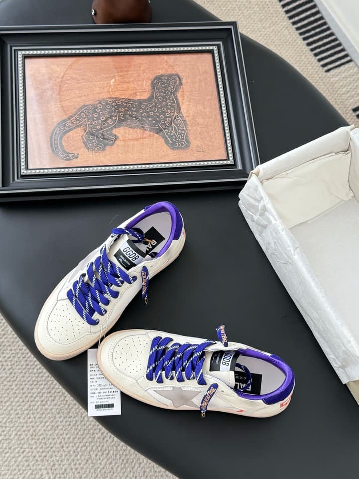 Golden Goose Distressed Graffiti Sneakers – 2024 Collection in Burgundy And White
