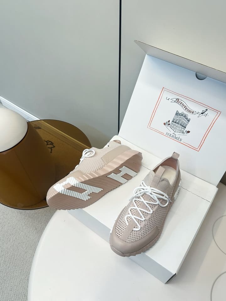 Hermes Classic Couple's Casual Sneakers in Light Beige