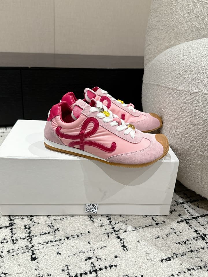 Loewe Ballet Runner 2.0 Unisex Sneakers – 2025 Collection in White And Light Blue