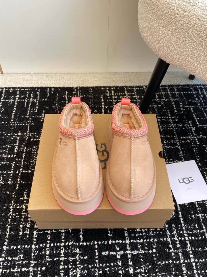 UGG Tazz Feng Chen Wang x TELFAR Valentine's Day Limited Edition Slippers