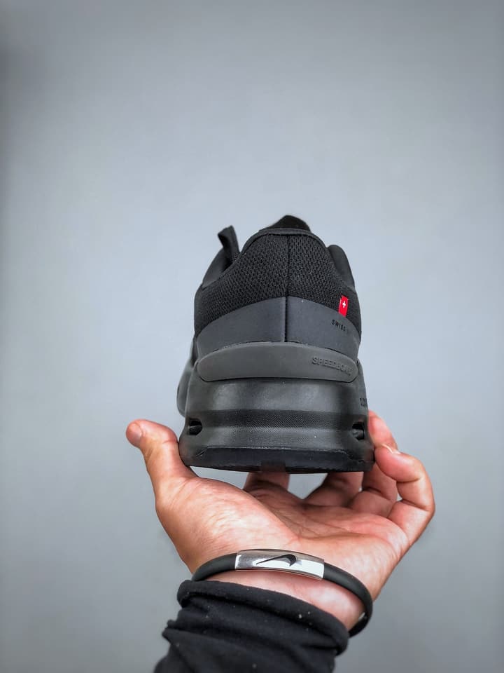 On Cloudpulse Running Shoes