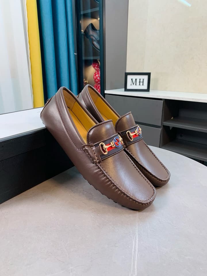 Gucci Men's Embossed Leather Driving Shoes in Brown Leather Loafer