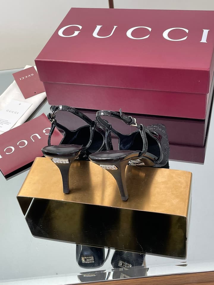Gucci Cosmogonie GG Crystal Slingback Sandals – 2025 Early Autumn Collection in Black Crystal Gg