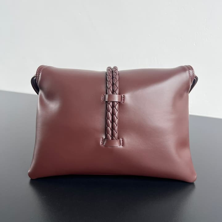 Bottega Veneta Small Liberta Handbag – FW24