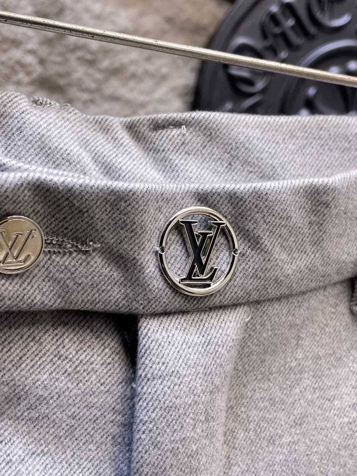 Louis Vuitton Wool Blend Dress Trousers – Autumn/Winter Collection in Black
