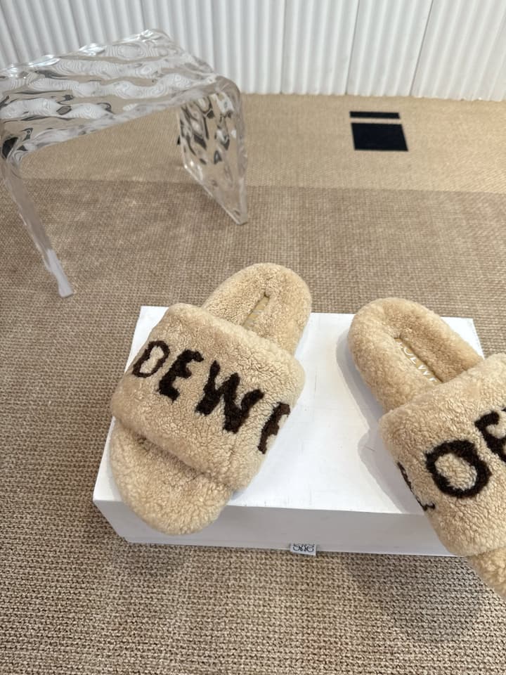 Loewe Classic Autumn/Winter Wool Slippers in Black With White Text