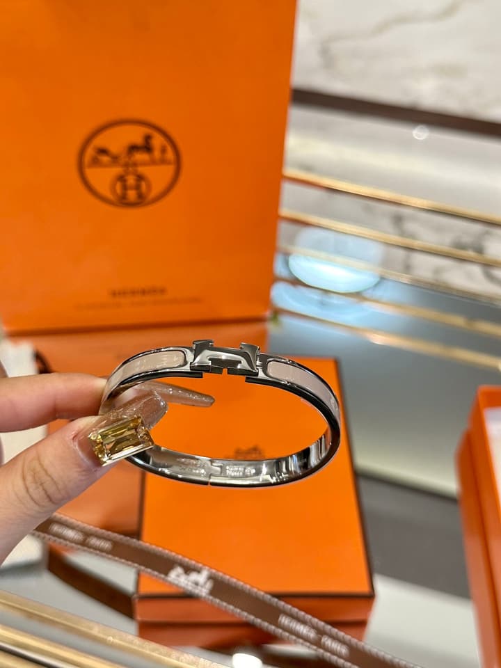 Hermès H-Letter Oval Series Bracelet in Light Blue Enamel