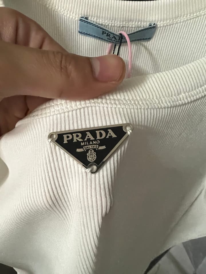 Prada Metal Triangle Logo Ribbed Tank Top – 25SS in Black