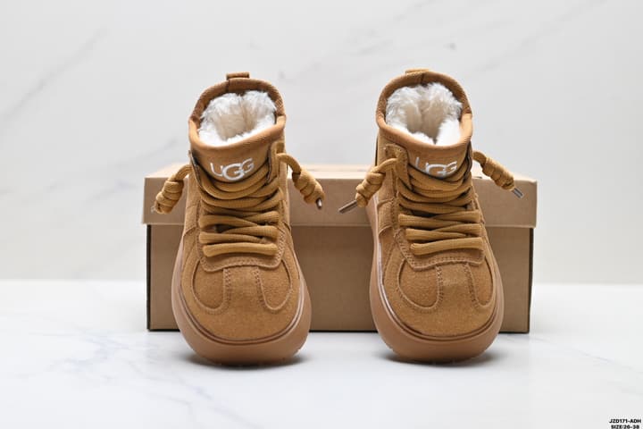UGG Kids Leather Snow Boots – Kids Collection in Dark Chestnut Brown