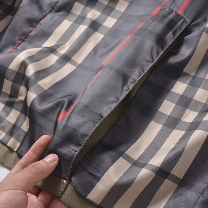 Burberry Long Double-Breasted Trench Coat – 2025FW in Navy Blue