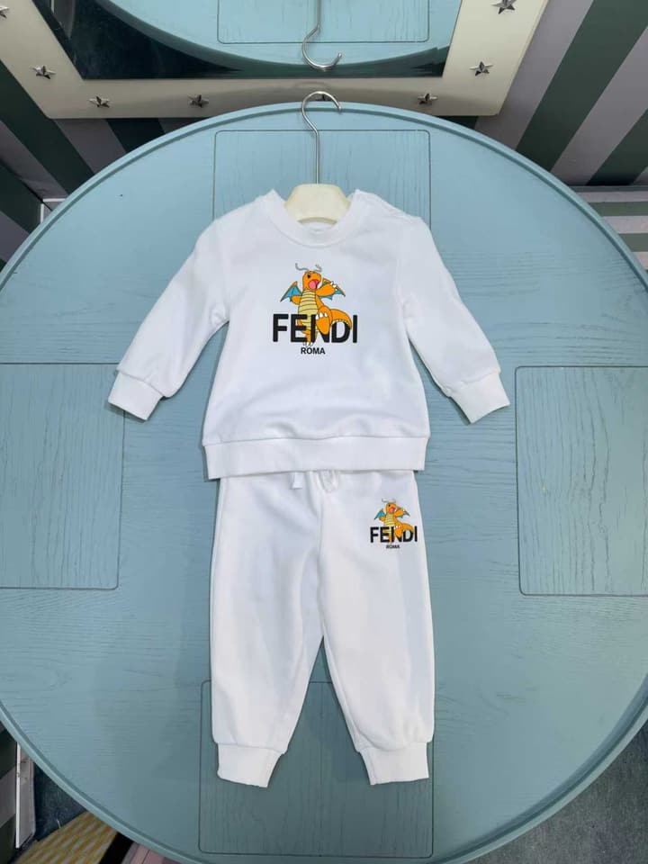 Fendi Infant Sweatshirt and Pants Set – 2025SS – Kids Collection in White Graphic Set