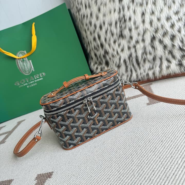 Goyard Muse Mini Vanity Case in Bright Orange Goyardine