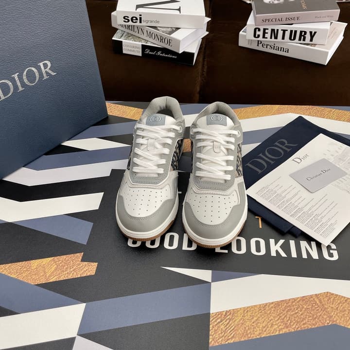 Dior Color-Block Leather Sneakers in Light Gray/white With Oblique Panel