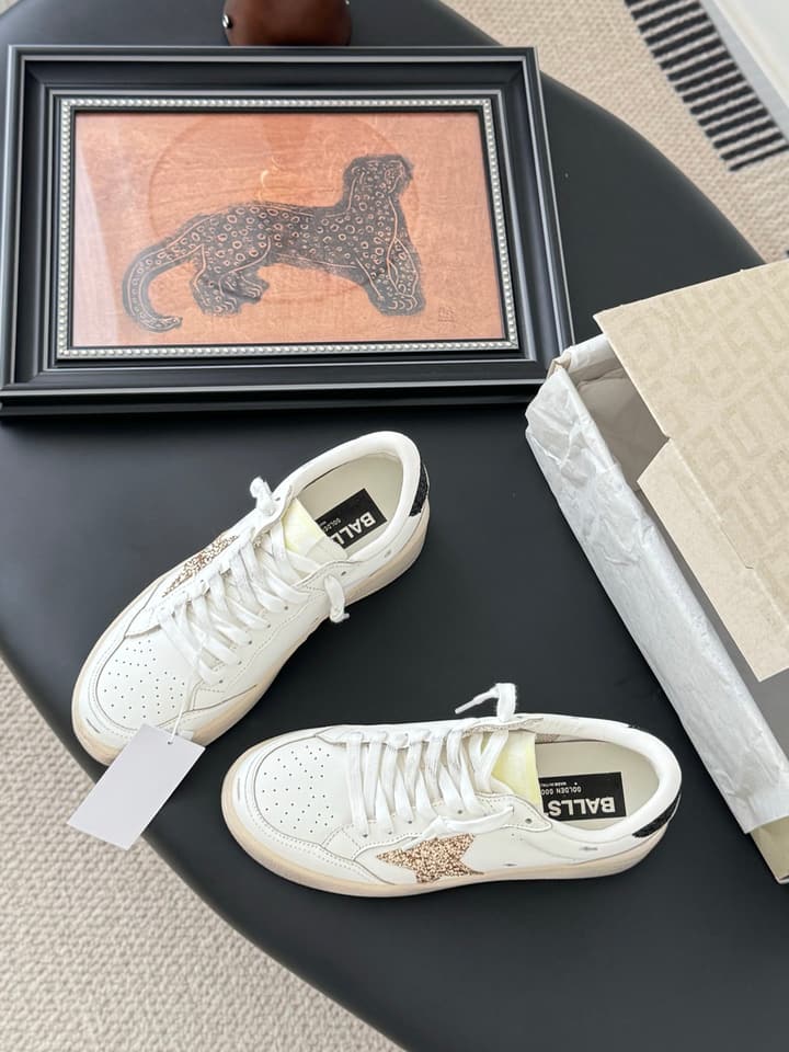 Golden Goose Graffiti Distressed Sneakers – 2024 Collection in White With Plain Laces