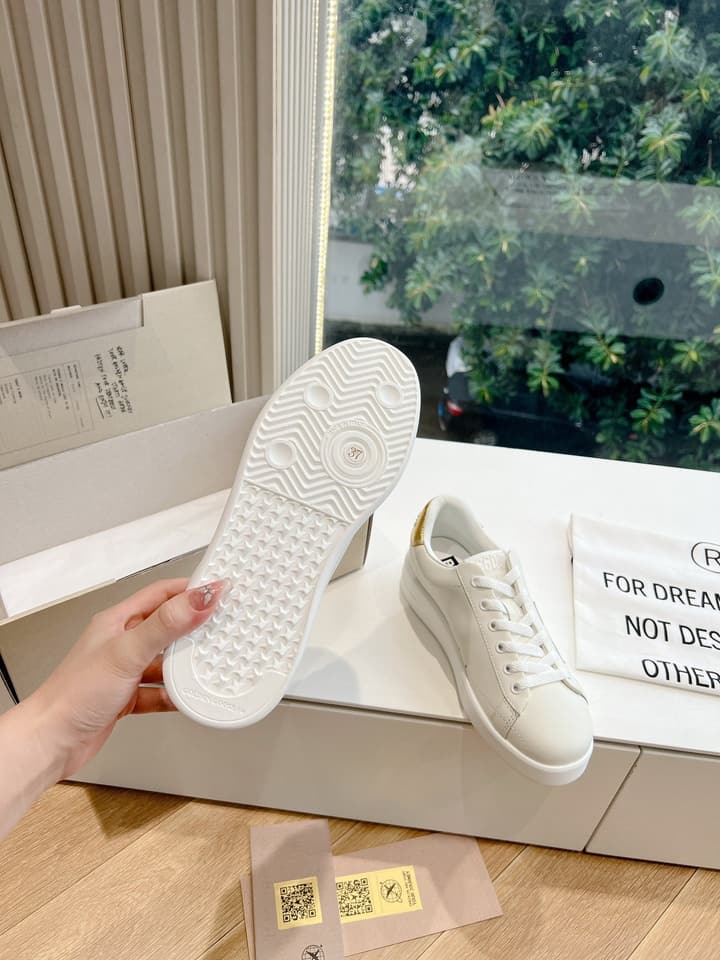 Golden Goose Space Distressed Sneakers – 2024 Collection in White 1