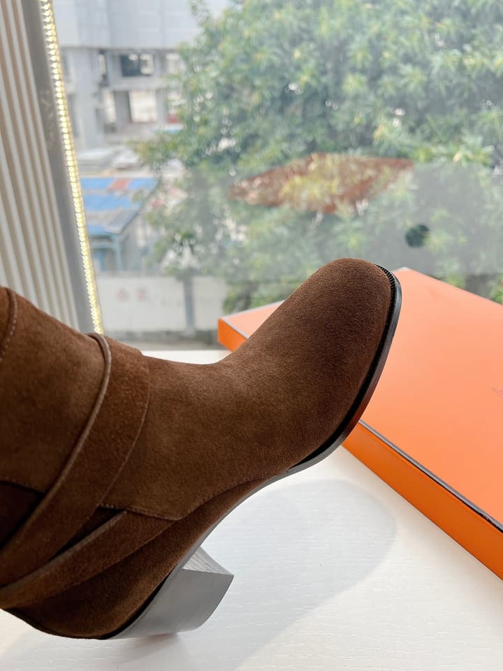 Hermès Classic Riding Boots – Autumn/Winter Collection – 2024 in Black