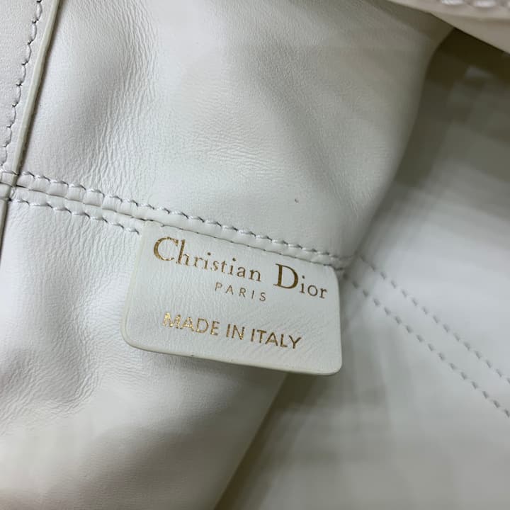 Dior C'est Dior Bucket Bag – 23FW in Cream